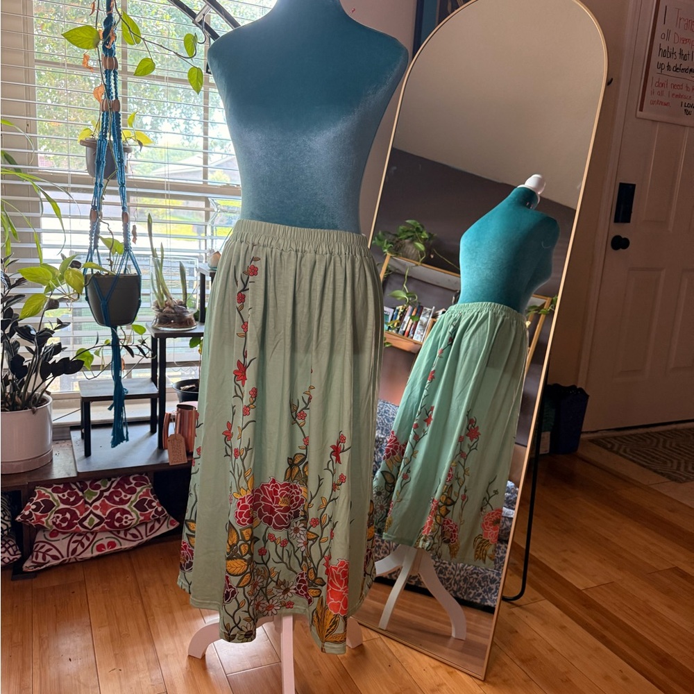 Mint Green Boho Floral Skirt – NWOT – Size XL